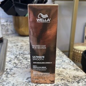 Wella Professionals Ultimate Smooth Hair Serum